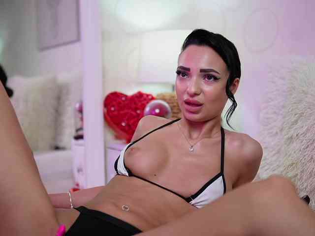 MaraJolie webcam