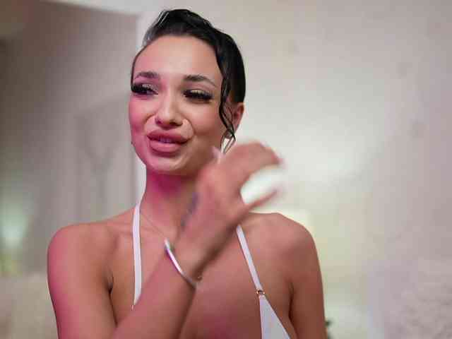 MaraJolie webcam