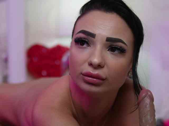 MaraJolie Live Webcam on BongaCams