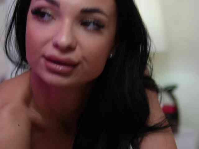 MaraJolie webcam