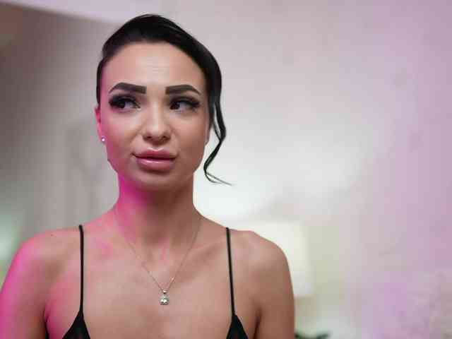 MaraJolie webcam