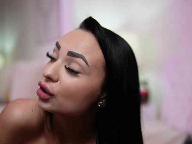 MaraJolie webcam
