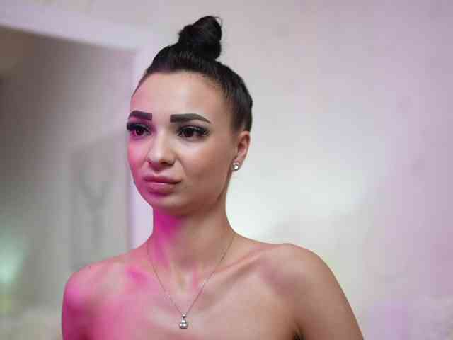 MaraJolie webcam