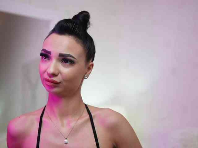 MaraJolie webcam