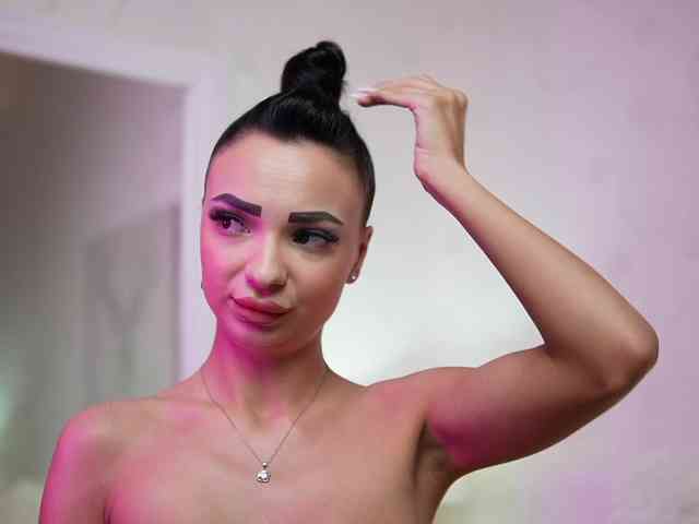 MaraJolie webcam