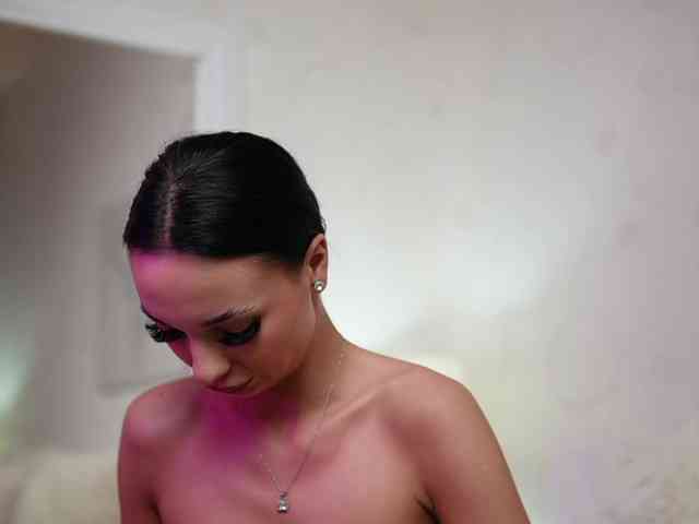 MaraJolie webcam