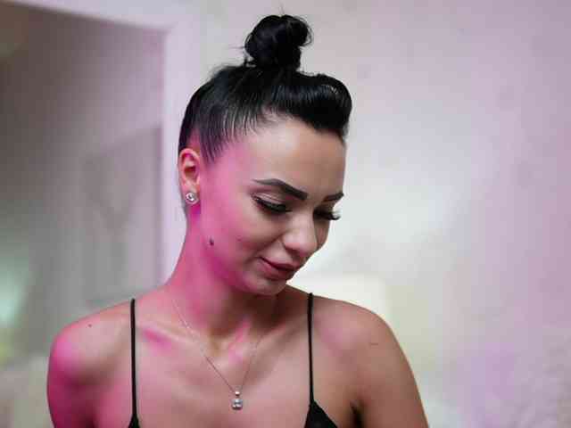MaraJolie webcam