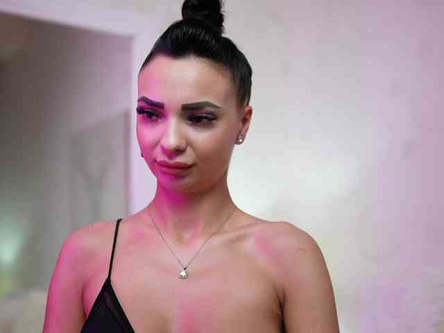 MaraJolie webcam