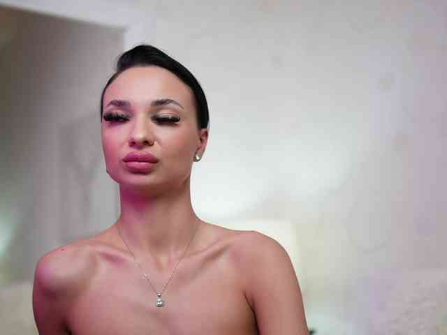 MaraJolie webcam