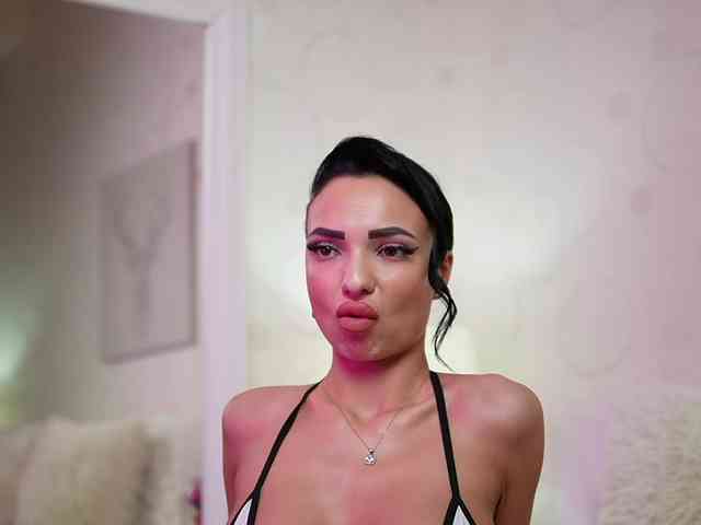 live voyeur webcam MaraJolie