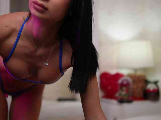 MaraJolie webcam