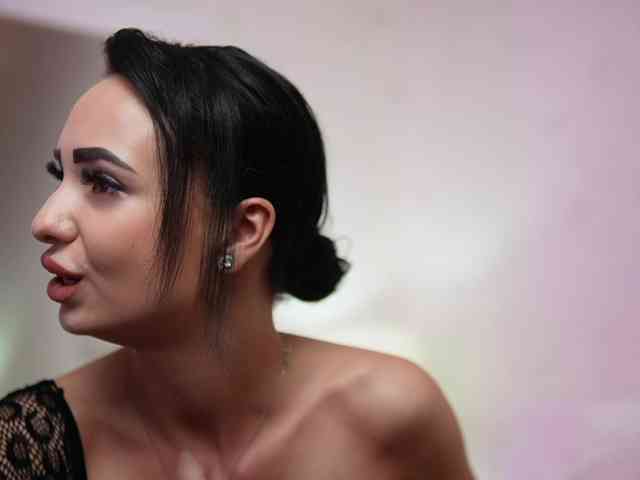 MaraJolie webcam
