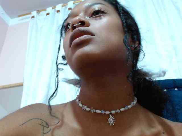 Group chat for 40 tokens, Full privates for 60 89 tokens, Privates for 30 5..., chatuerabte 1