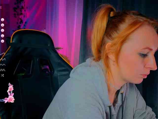 Angel_Eyes webcam