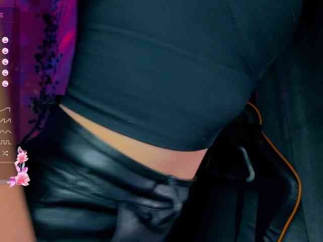 Angel_Eyes webcam