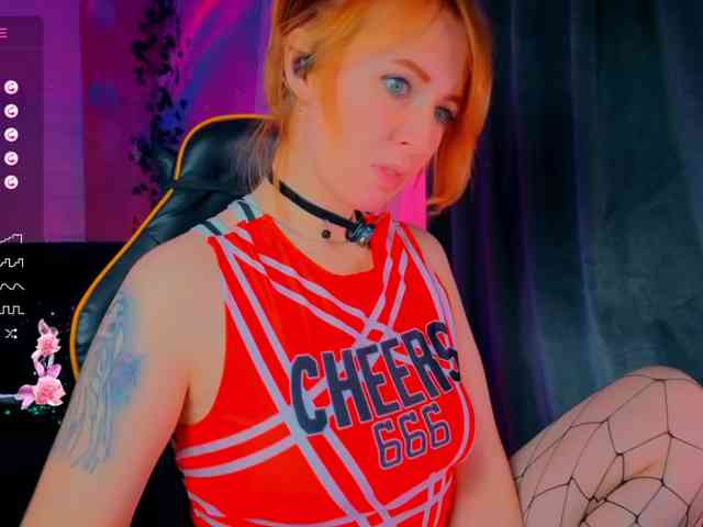 Angel_Eyes webcam