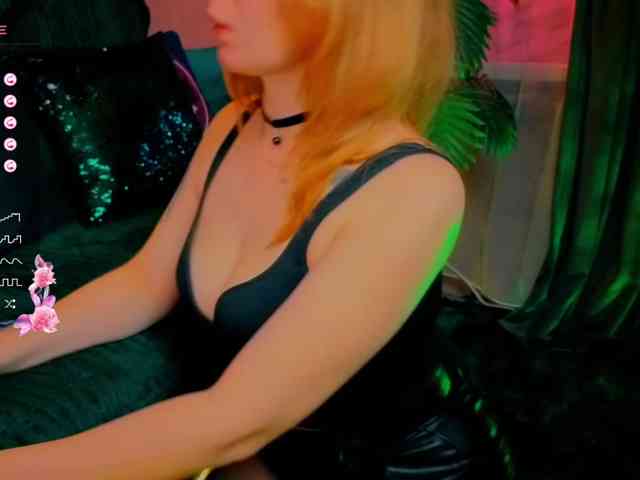 Angel_Eyes webcam