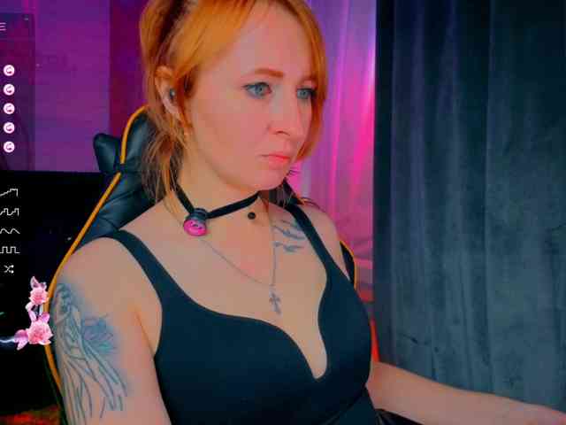 Angel_Eyes webcam