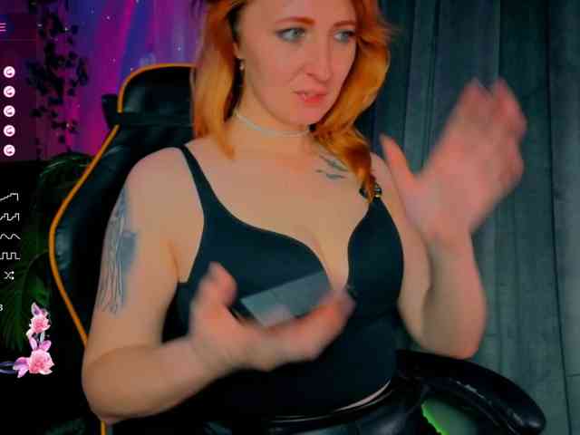 Angel_Eyes webcam