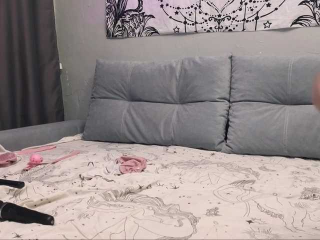 SarahSam's BongaCams show and profile