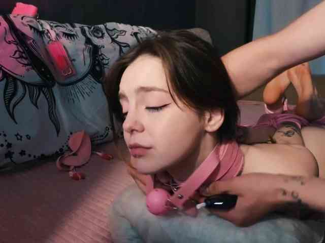 adult camming SarahSam