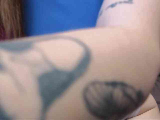 SarahSam webcam