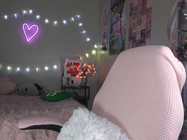 UwUKalieRxUwU webcam