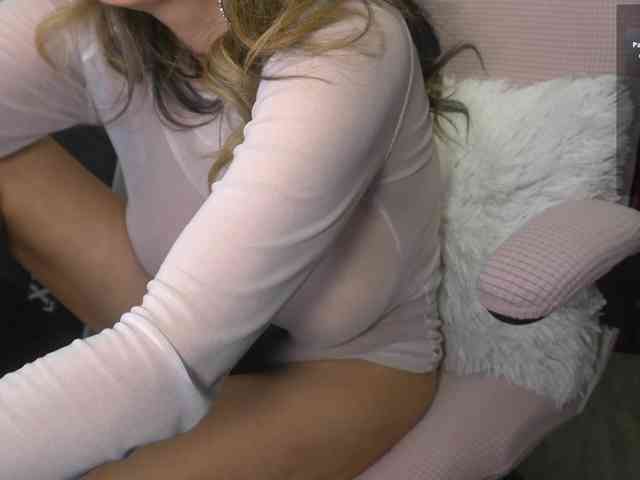 UwUKalieRxUwU webcam