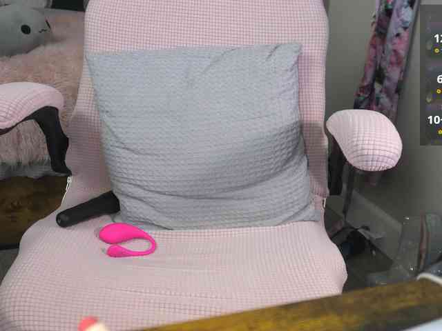 UwUKalieRxUwU webcam