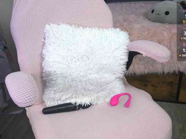 UwUKalieRxUwU webcam