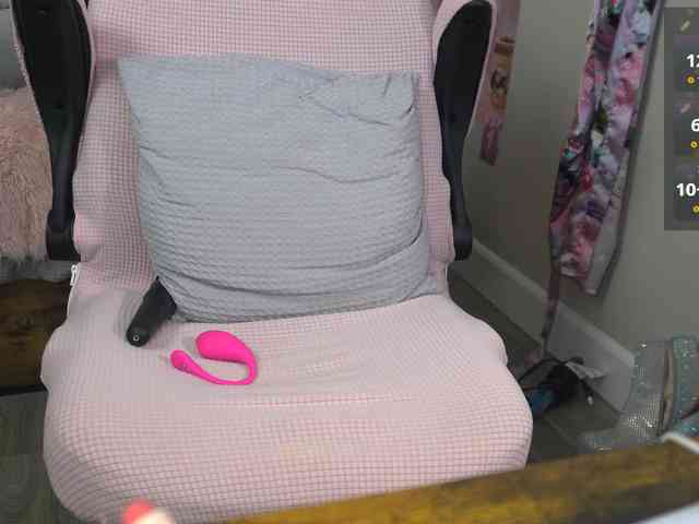 UwUKalieRxUwU webcam