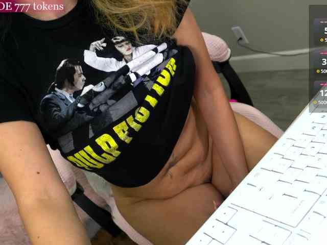 UwUKalieRxUwU webcam