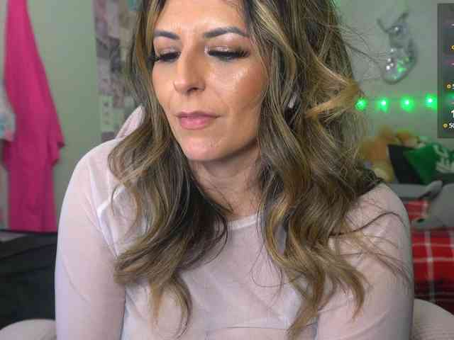 UwUKalieRxUwU webcam