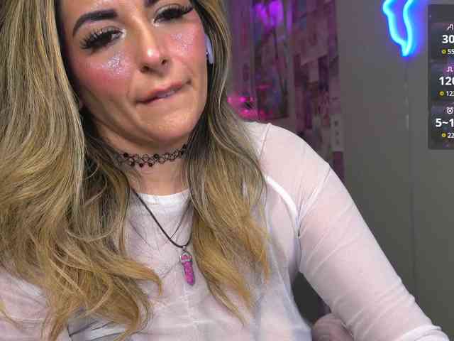 UwUKalieRxUwU webcam