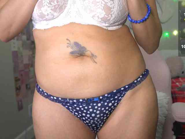 UwUKalieRxUwU webcam