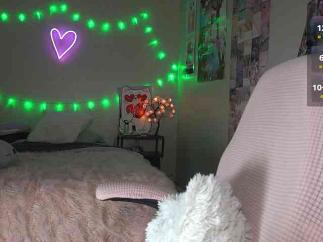 UwUKalieRxUwU webcam