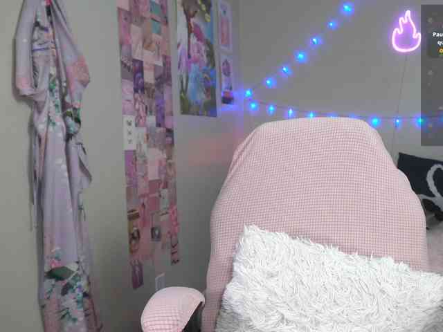 UwUKalieRxUwU webcam