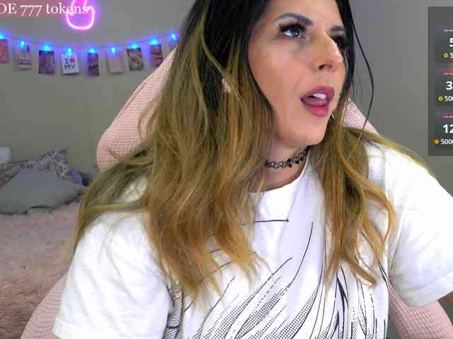 UwUKalieRxUwU webcam