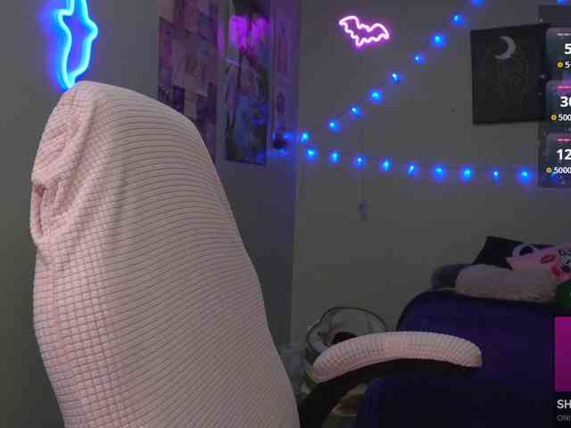 UwUKalieRxUwU webcam
