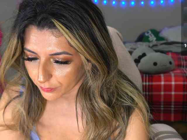 UwUKalieRxUwU webcam