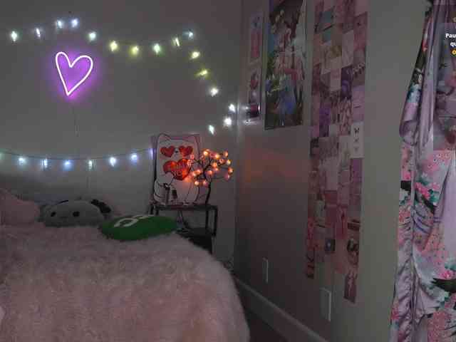 UwUKalieRxUwU webcam