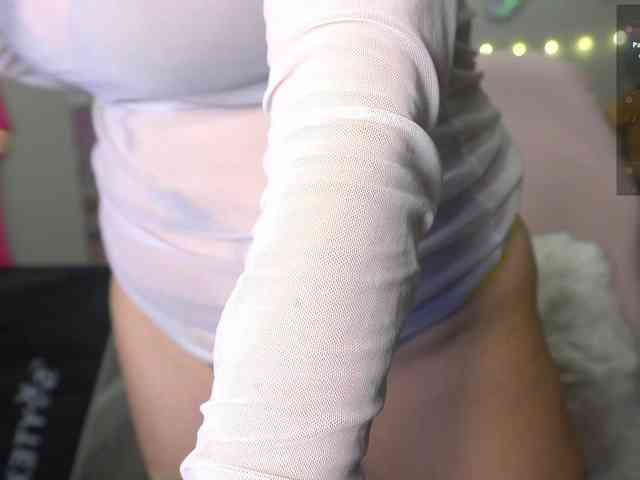 UwUKalieRxUwU webcam