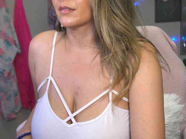 UwUKalieRxUwU webcam