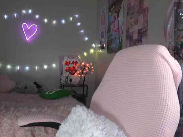 UwUKalieRxUwU webcam