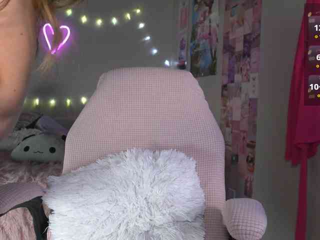 UwUKalieRxUwU webcam