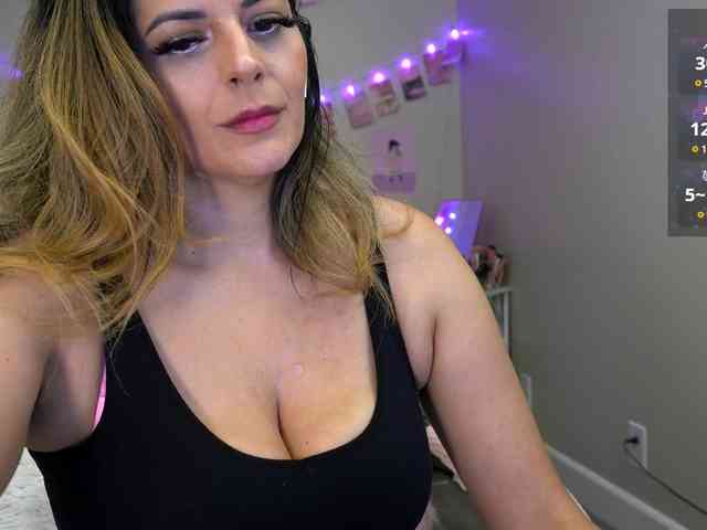 UwUKalieRxUwU webcam