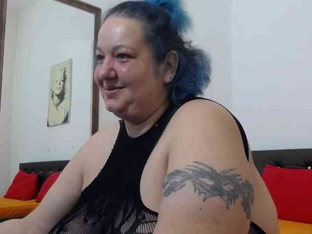 BBWBlackDevon webcam