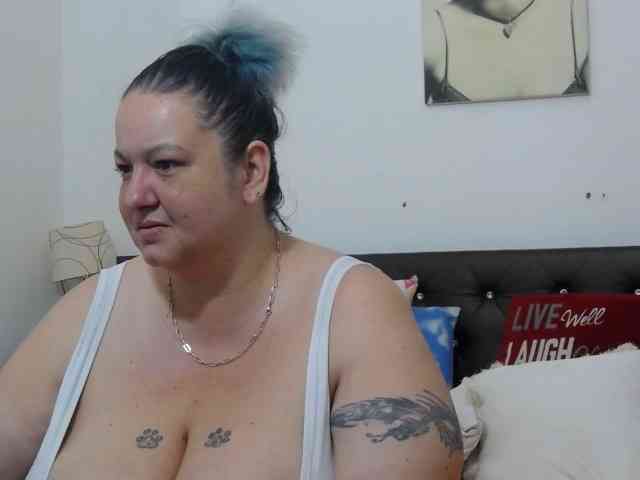 BBWBlackDevon webcam