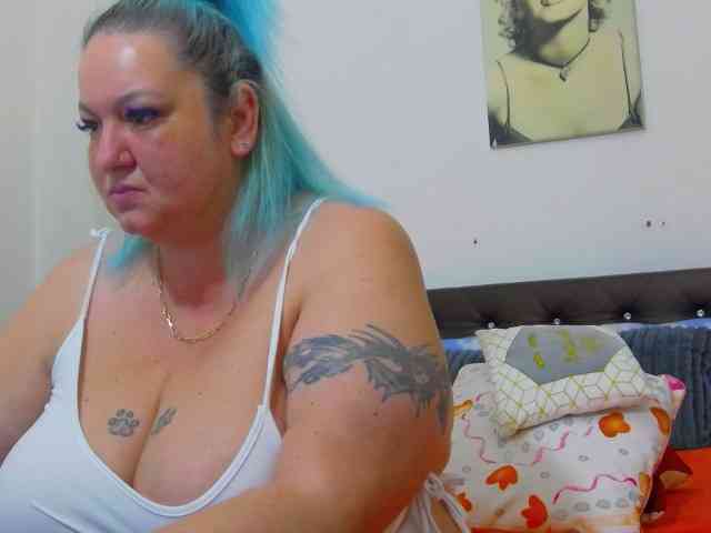 BBWBlackDevon webcam