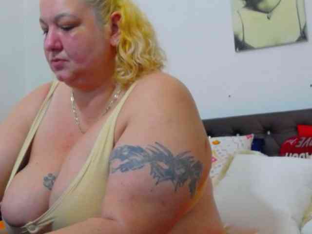 BBWBlackDevon webcam